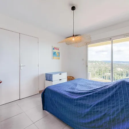 Les Coccinelles By Interhome